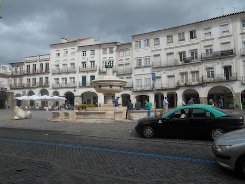Evora square